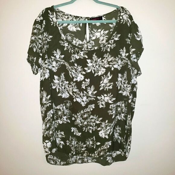 ANNABELLE OLIVE GREEN AND WHITE FLORAL PRINT TOP SIZE 2X - Picture 1 of 3